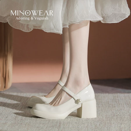 Sneakers Heels