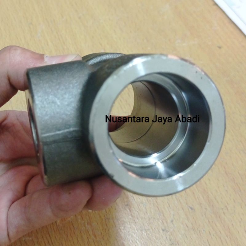Jual Reducer Tee Besi A105 Las Socket Weld 3000 Psi 1 x 1/2 