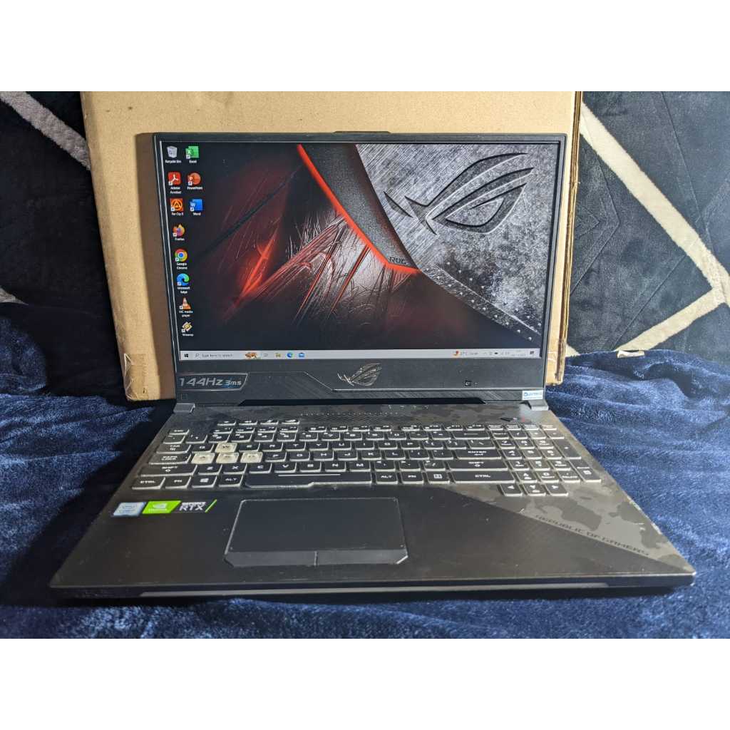 Laptop Gaming Design Asus ROG Strix Scar GL504G i7 8750H RTX 2060 6gb RGB  Mulus Murah