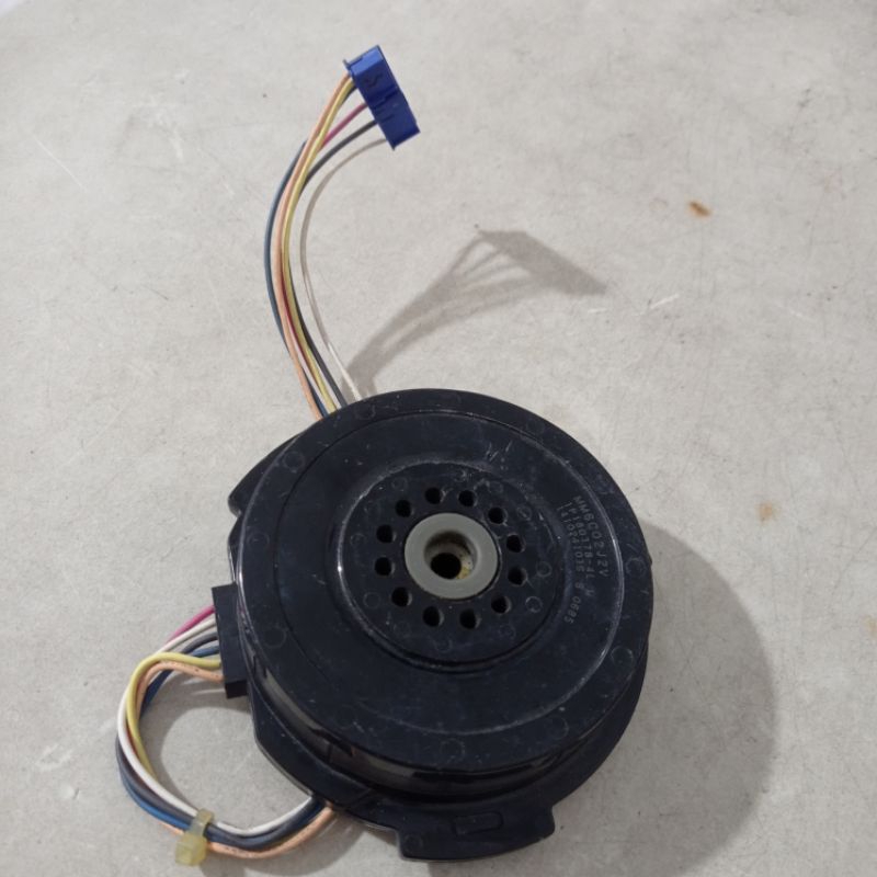 jual-dinamo-motor-fan-ac-daikin-inverter-ftk-ftkc15-35kvm4-pvm4