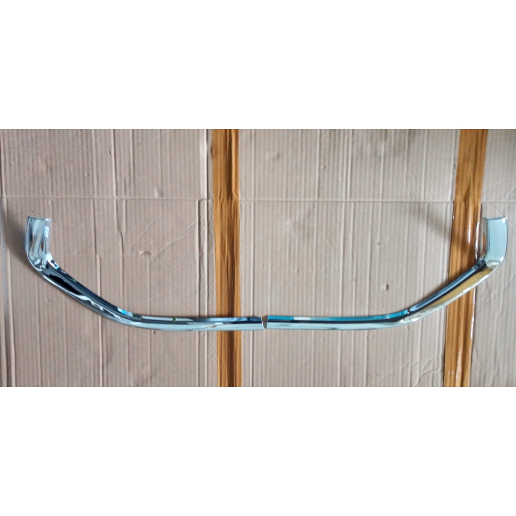 Jual Front Lower Trim Grill Innova / Lis Grill Samping Bawah All New ...
