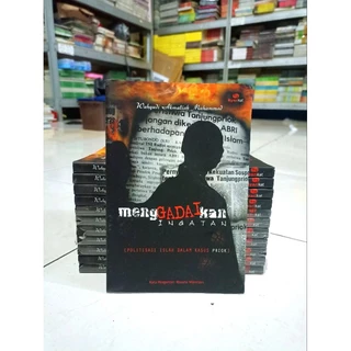 ( PROMO BUKU MURAH ORIGINAL ) BUKU POLITIK / MENGGADAIKAN INGATAN / BEST SELLER / SOSPOL / HUKUM / UNDANG-UNDANG / POLITIK INTERNASIONAL