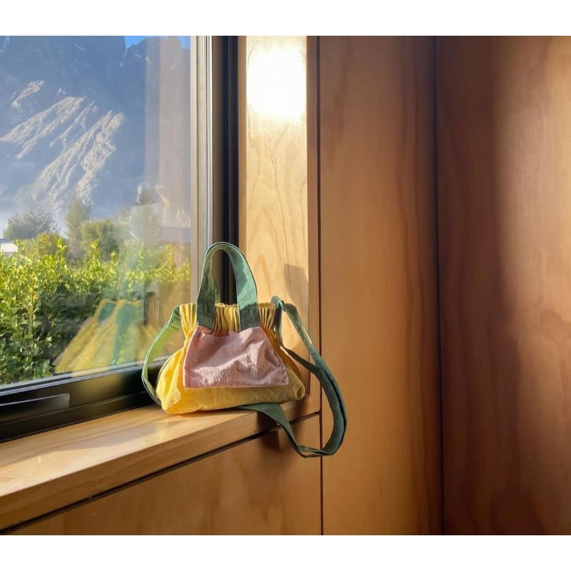 Jual Beyond The Vines The Colourblock Micro Yellow Blush | Shopee Indonesia