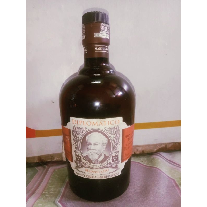 Jual botol bekas minuman import diplomatiko | Shopee Indonesia