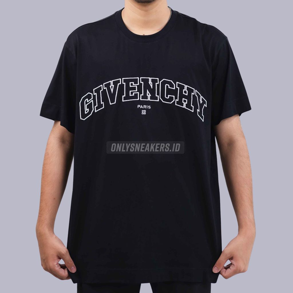 Jual GIVENCHY 4G TEXT OUTLINE WHITE BLACK TEE (100% AUTHENTIC) | Shopee ...