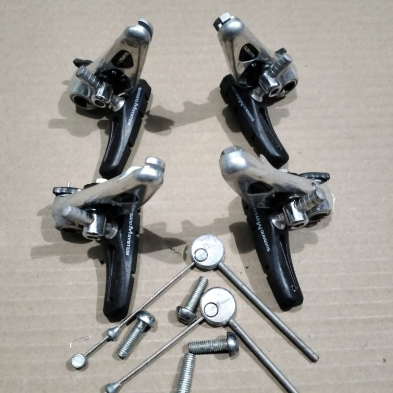 Jeu De Roues VTT Wolber AT-18 26 Pouces 7 Vitesses DEORE DX Avec Pneus à Clous Neufs - Occasion