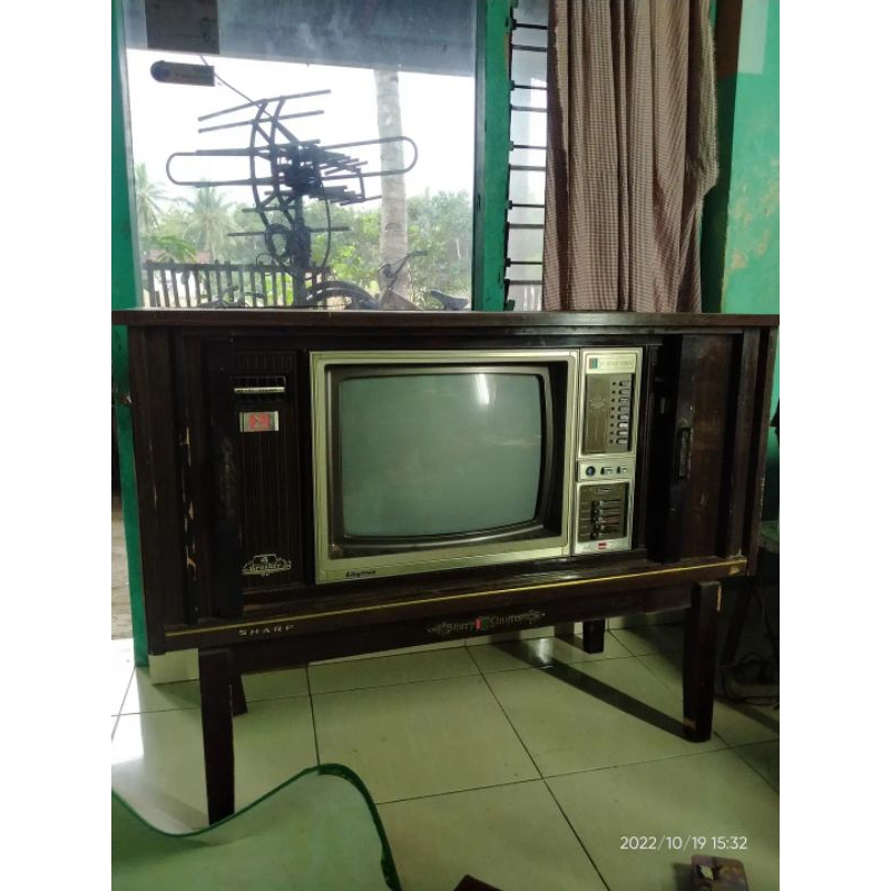 Jual tv kayu sharp antik jadul Shopee Indonesia