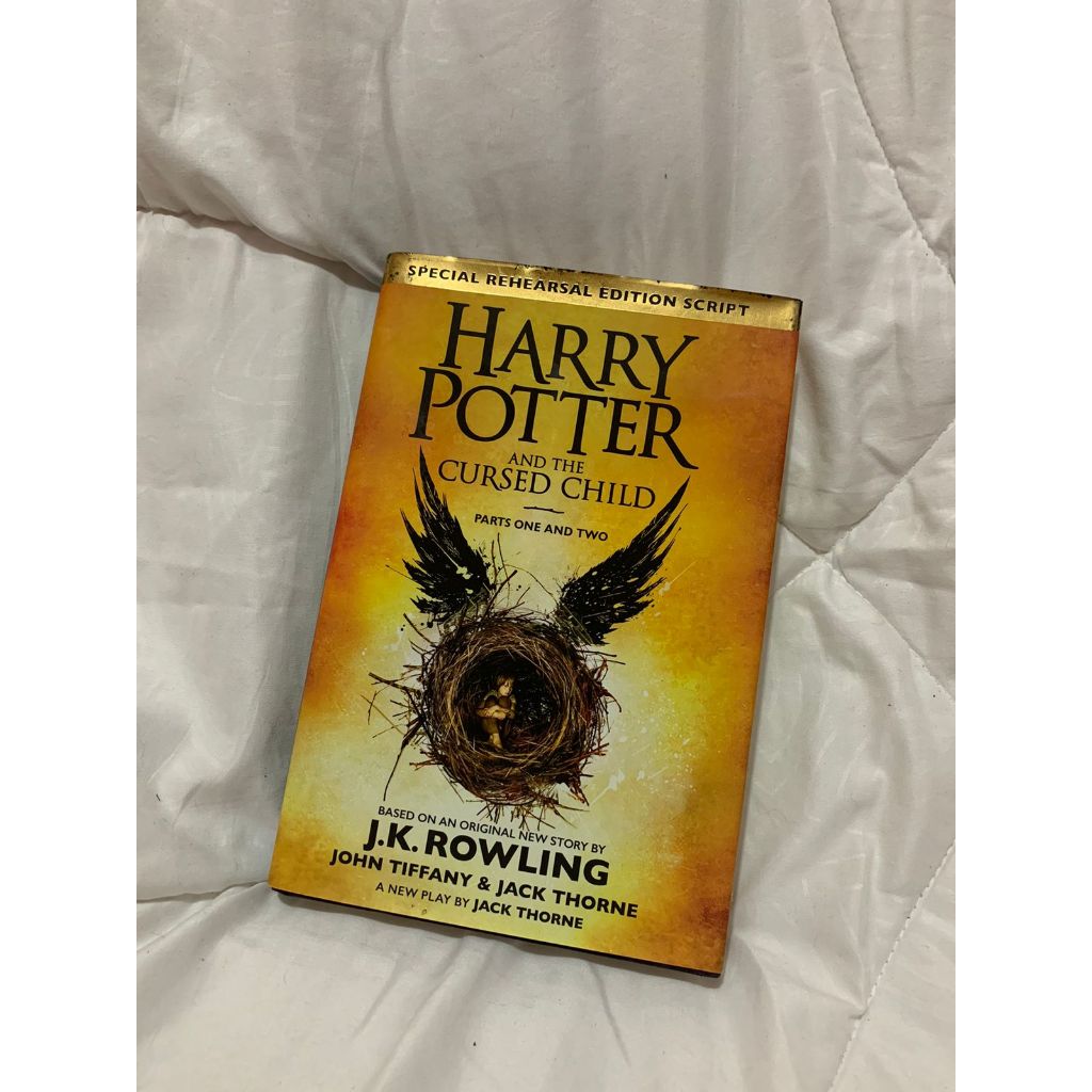 Jual Harry Potter and the cursed child JK Rowling English Book PRELOVED ...