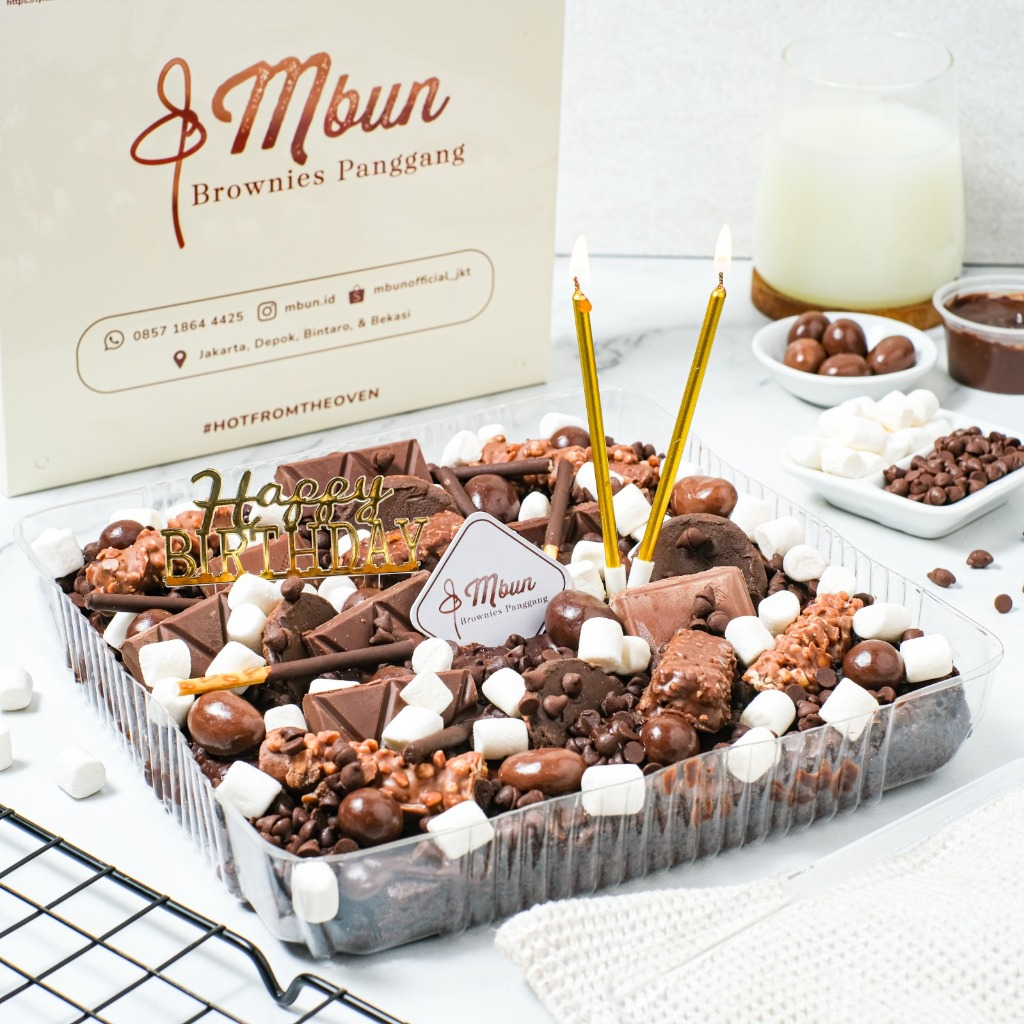 Jual CHOCO HUNTER | Mbun Brownies Panggang | Dessert | Coklat ...