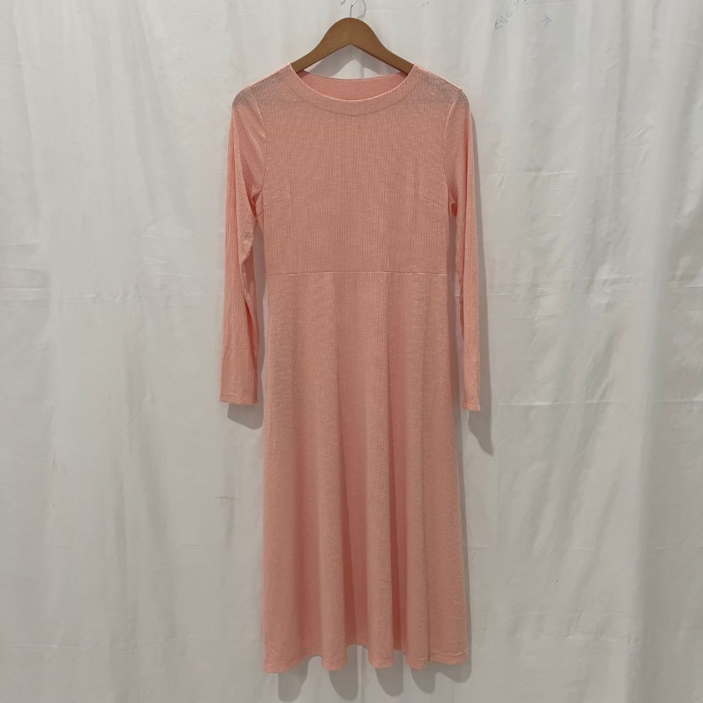 Jual Uniqlo Dress Wanita Flare Ponte Rib Knit Lengan Panjang Polos | Shopee  Indonesia