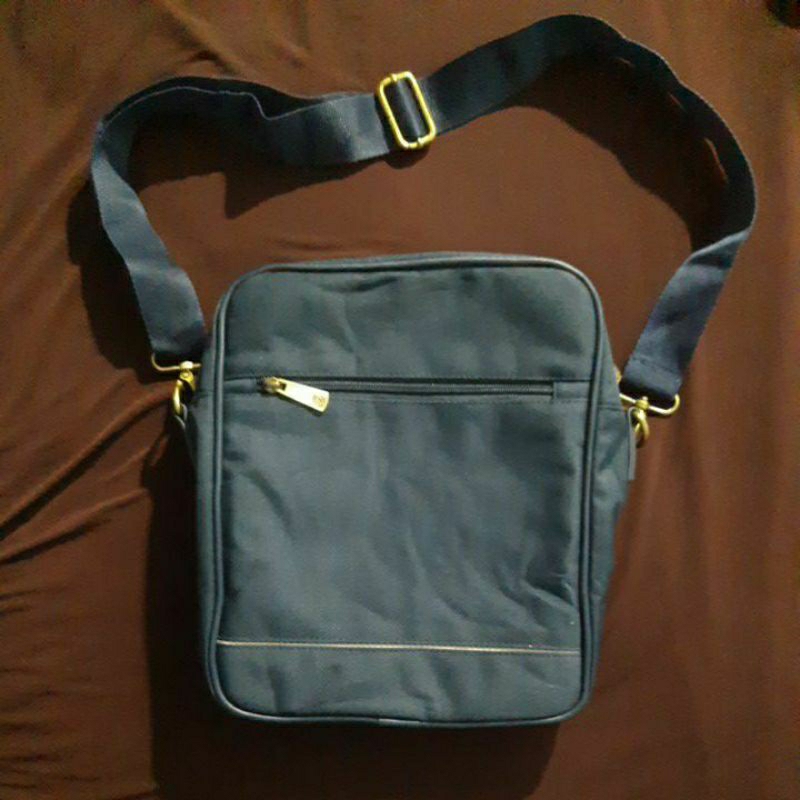 バッグ Beneton archive nylon tech sling bag y2k BENETTON Y2K School-bag Black Nylon Bag United Colors of