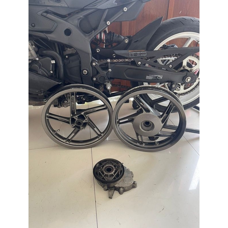 Jual velg pcx cbu original (pesanan customer bintang) | Shopee Indonesia