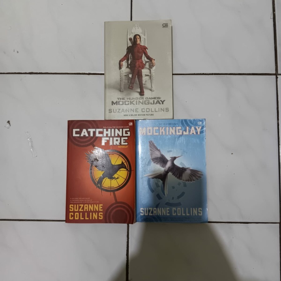 Jual Set Buku The Hunger Games Catching Fire Mocking Jay Shopee Indonesia