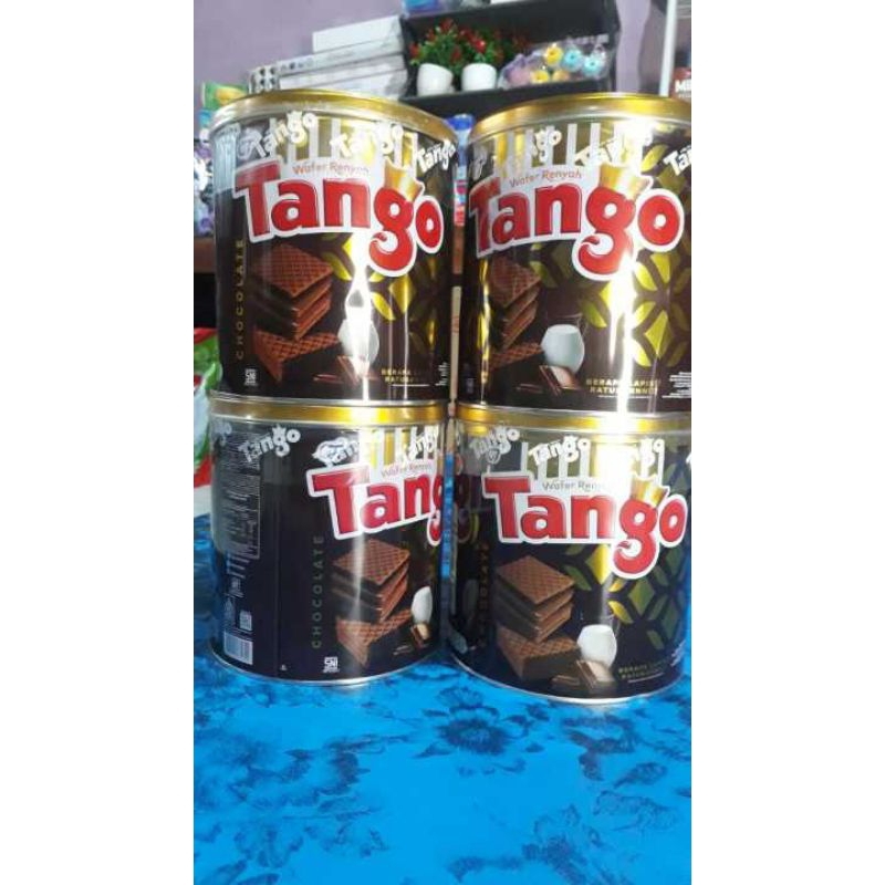 Jual Tango Wafer Chocolate Kaleng 270g Tango Wafer Vanilla Milk Kaleng