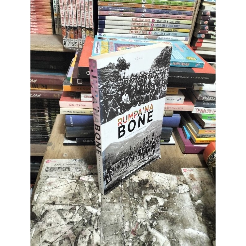 Jual RUMPA'NE BONE Runtuhnya Kerajaan Bone By Andi Makmur Makka ...