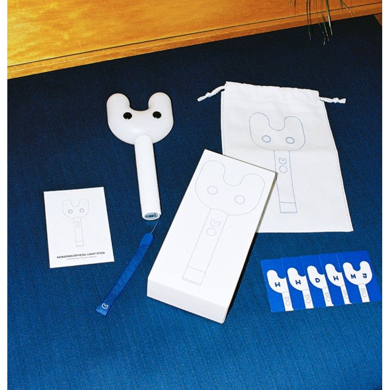 Jual [NEWJEANS] Official Unsealed Light Stick Newjeans Binky Bong ...