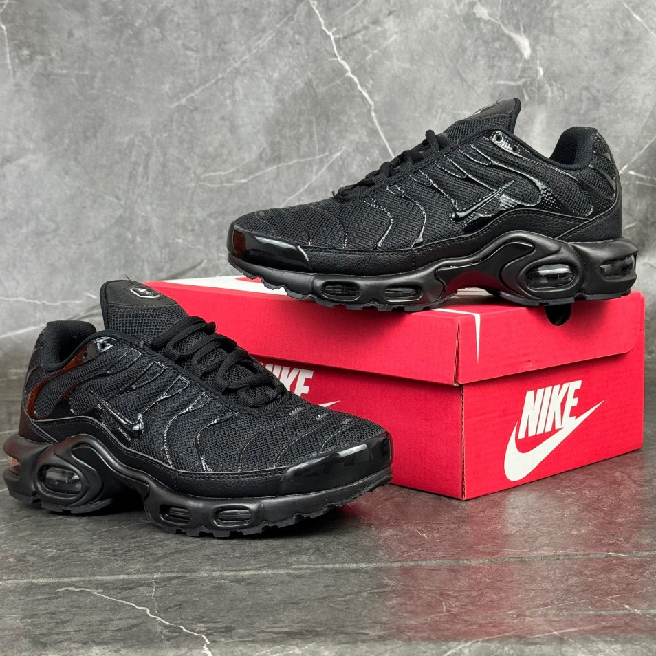 Jual Sepatu Nike Air Max Plus TN Ultra Triple Black Hitam 898015-002 ...