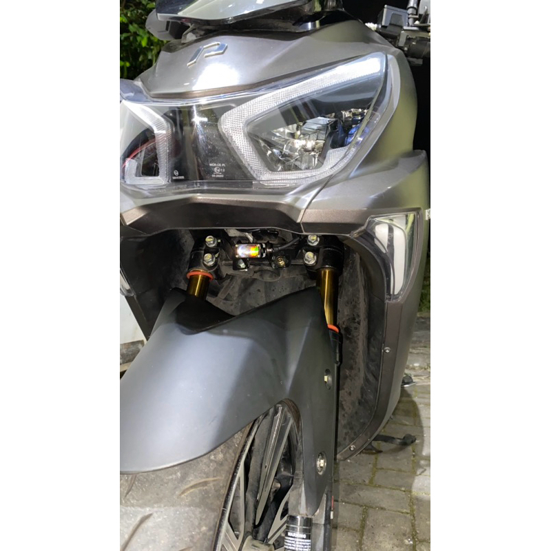 Jual Lampu PNP Tambahan untuk Molis Polytron Fox-R&S Duromoto GP1 ...