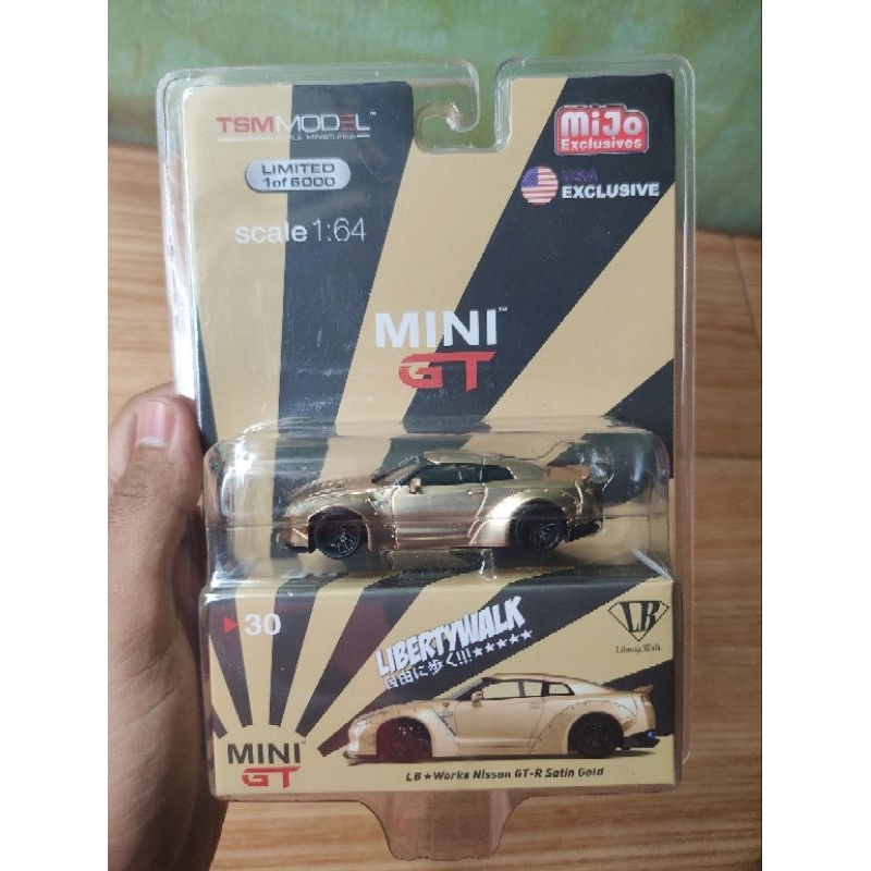 Jual Mini GT 30 LB Works Nissan GT-R R35 Satin Gold. | Shopee Indonesia