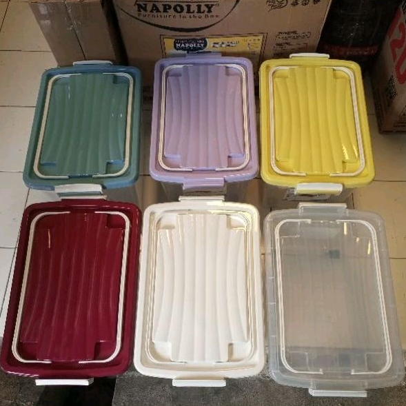 Jual Container box serbaguna 40liter ada jinjingan dan ada roda Magna ...