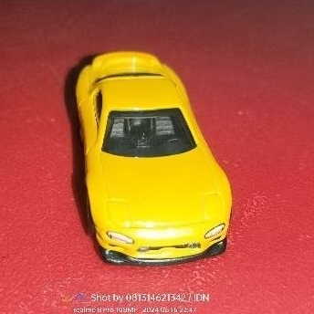 Jual Hotwheels Premium Mazda RX-7 kuning ban karet rare | Shopee Indonesia