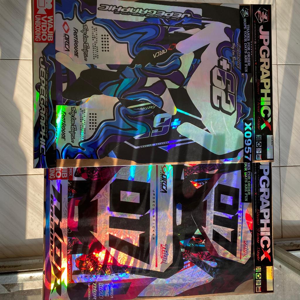 Jual DECAL FULL BODY CRF CUSTOM DESAIN ALL SUPERMOTO BAHAN HOLOGRAM ...