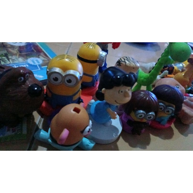 Jual mainan preloved murah 3000 per pcs | Shopee Indonesia