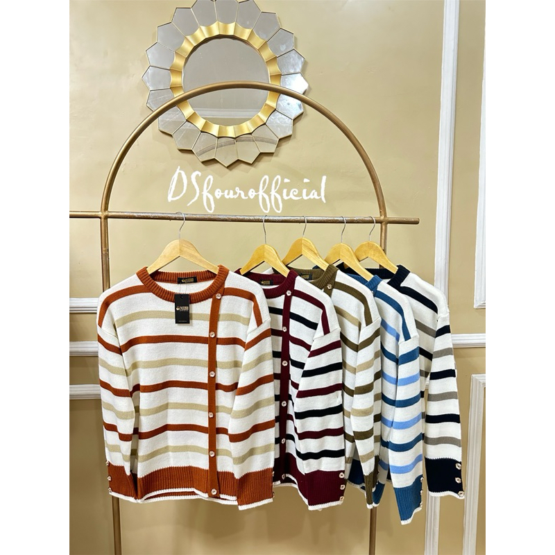 Jual Yoera Stripe Kancing Rajut Premium / Atasan Wanita Salur Rajut ...
