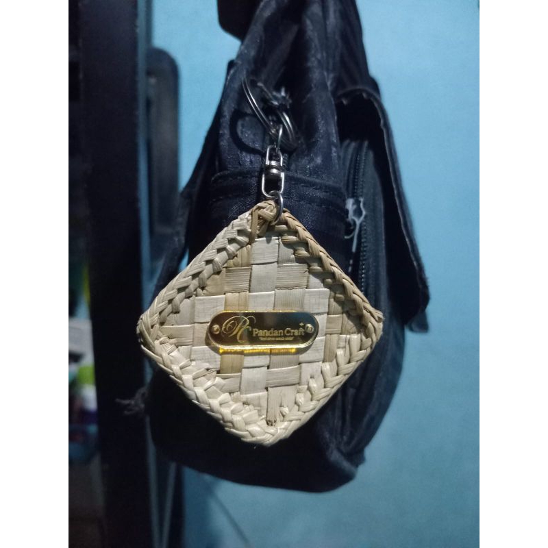Jual Pandan Keychain | Shopee Indonesia