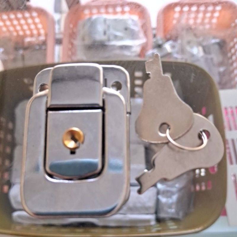 Jual Kunci Koper Pengait Box Koper Kotak | Shopee Indonesia