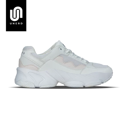 Onyx Triple White