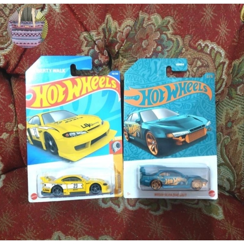 Jual Hot Wheels Paket MERDEKA Nissan Silvia S14 Drift 56th Anniversary ...