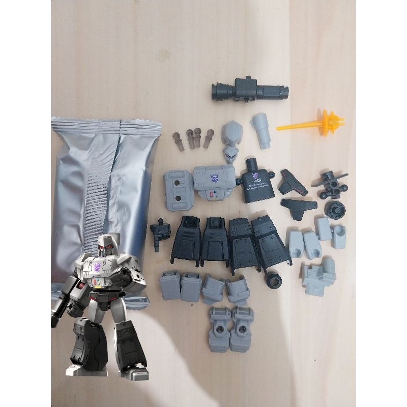 Jual Blokess Transformers Galaxy Version Megatron | Shopee Indonesia
