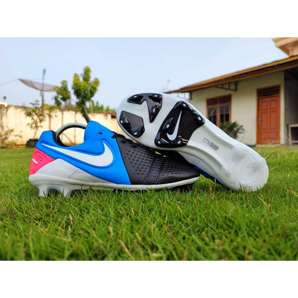 Nike ctr360 maestri iii black blue pink shop