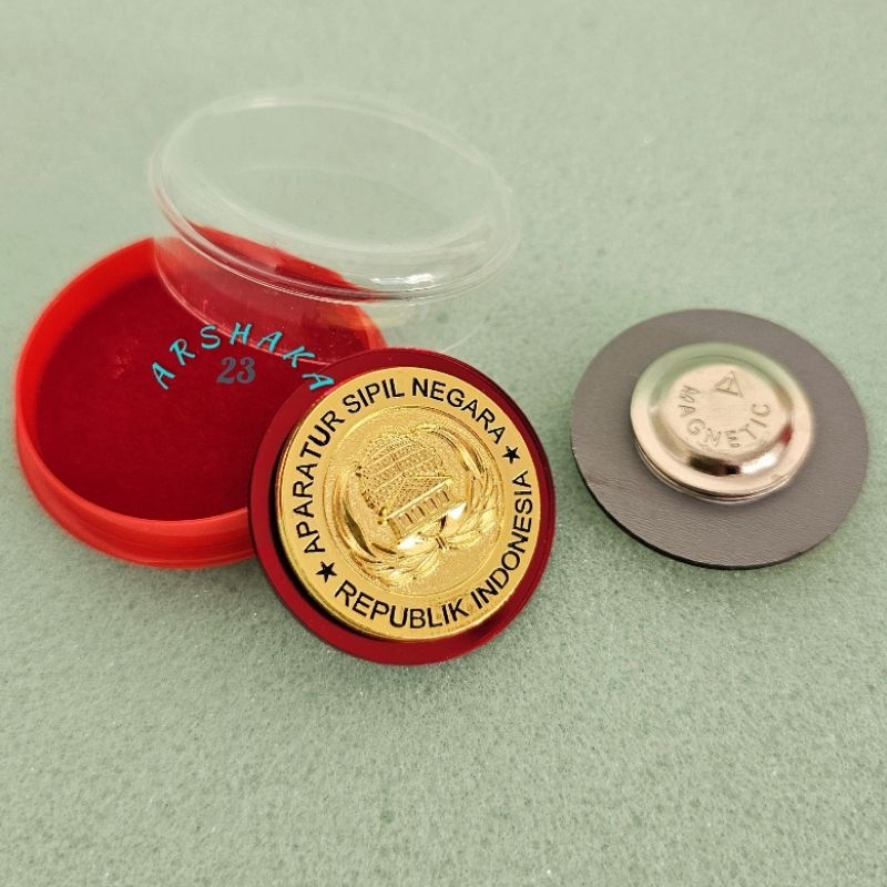 Jual Pin Korpri ASN Bulat Akrilik Premium Tebal Plus Box Pin | Shopee ...