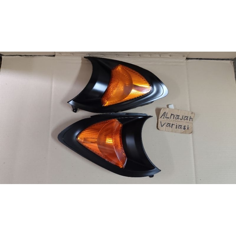 Jual frame sein headlamp lampu depan innova 2005 2006 2007 2008 2009 ...
