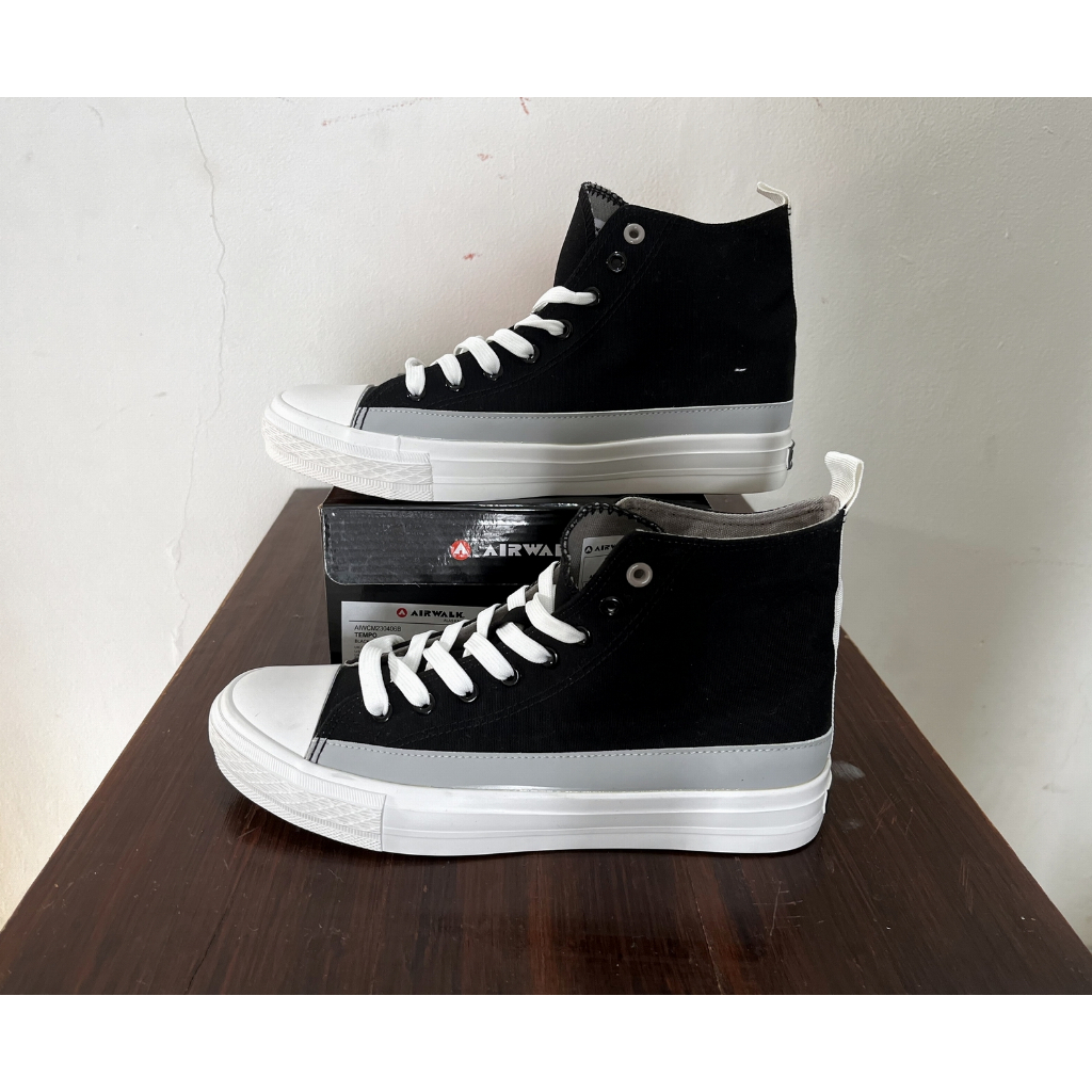 Shoe Sneakers Airwalk Tempo Black Promo Sepatu Sneaker Wanita - Main Image