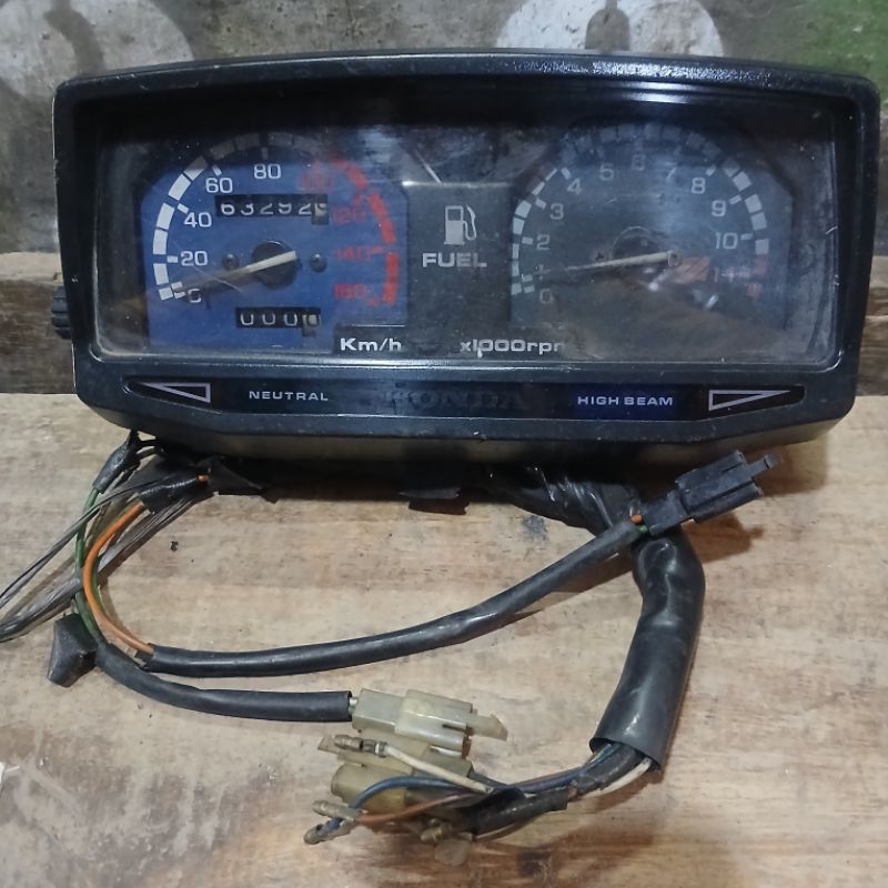 Jual speedometer gl pro neotech gl max set leter H original murah ...