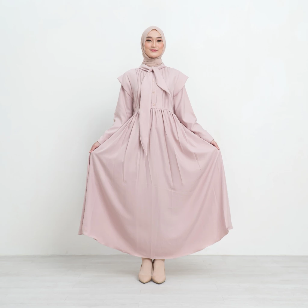 Gamis elegan kekinian wanita muslimah