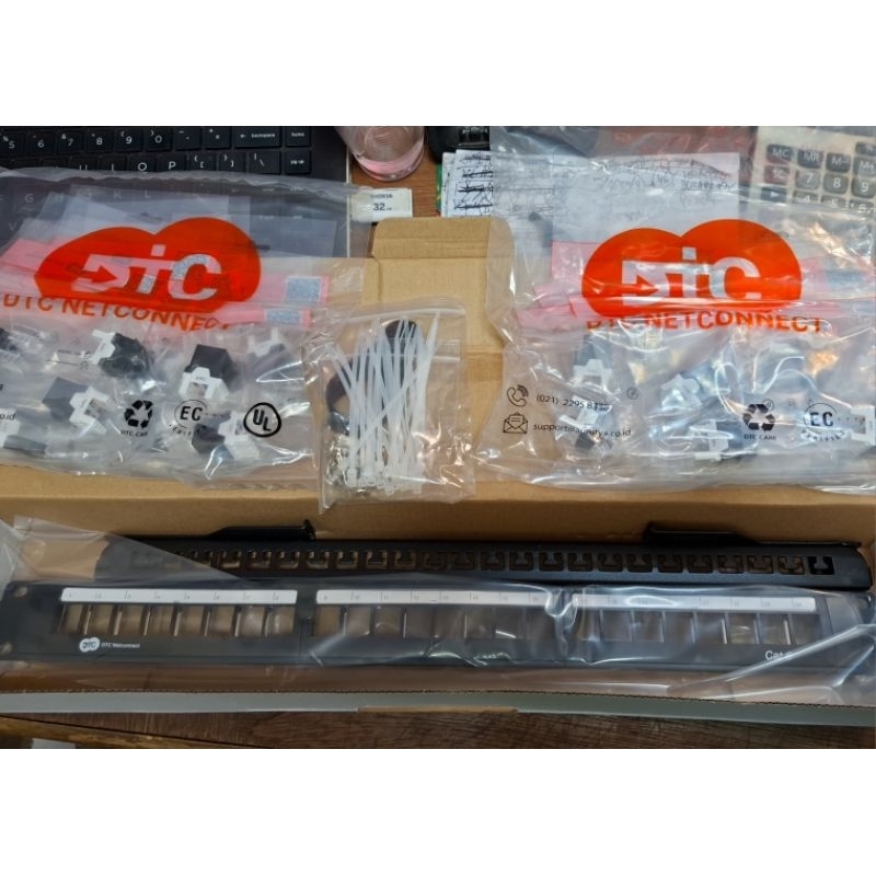 Jual patch panel DTC 24port cat6 | Shopee Indonesia
