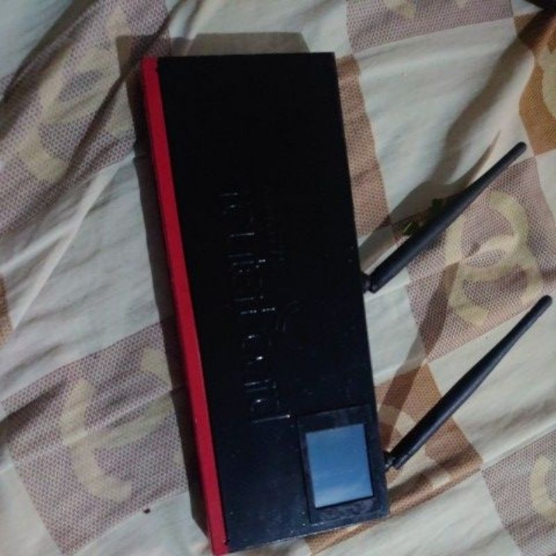 Ranking TOP2 Mikrotik Routerboard RB2011UiAS-2HnD-IN SFP Port Plus 10