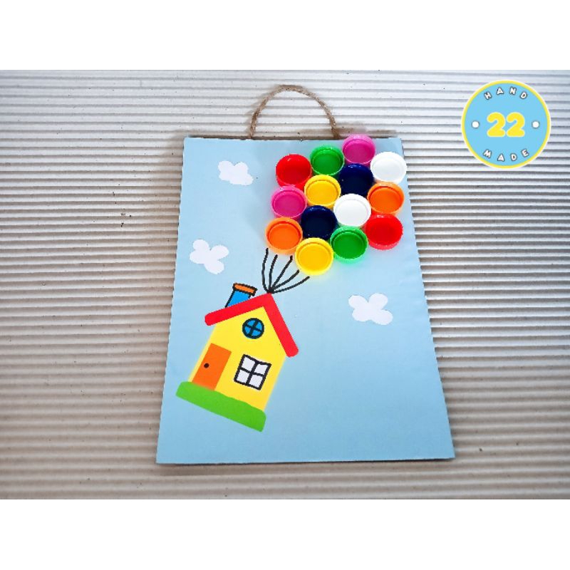 Prakarya Hiasan dinding Balon Udara dari Kardus Kertas warna dan Tutup Botol