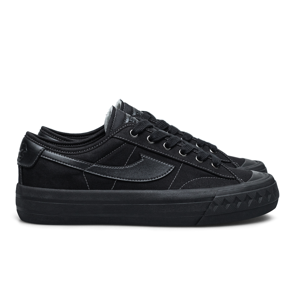 Jual Sepatu Compass Retrograde Low Triple Black | Shopee Indonesia