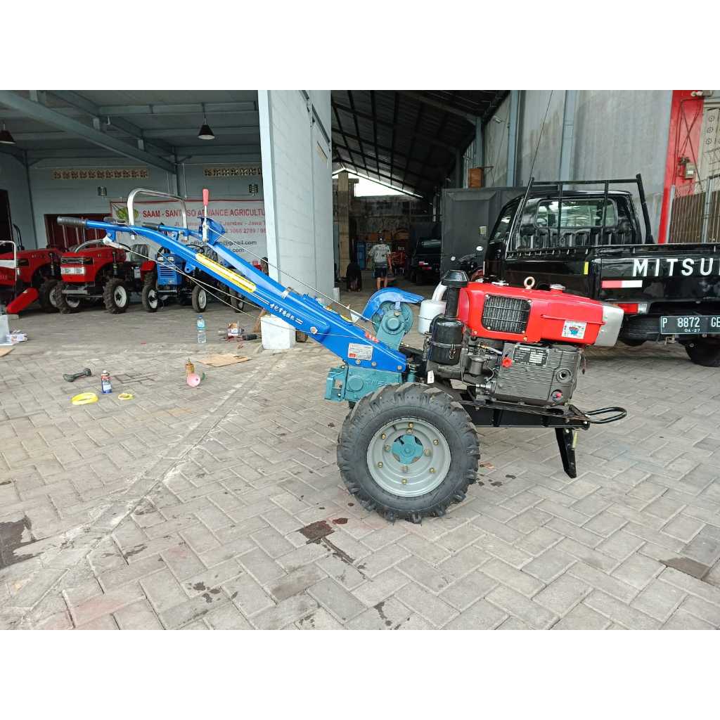 Jual Traktor / Tractor Roda Dua Tipe SAAM DF151 ( Hanya Rangka & Mesin ...