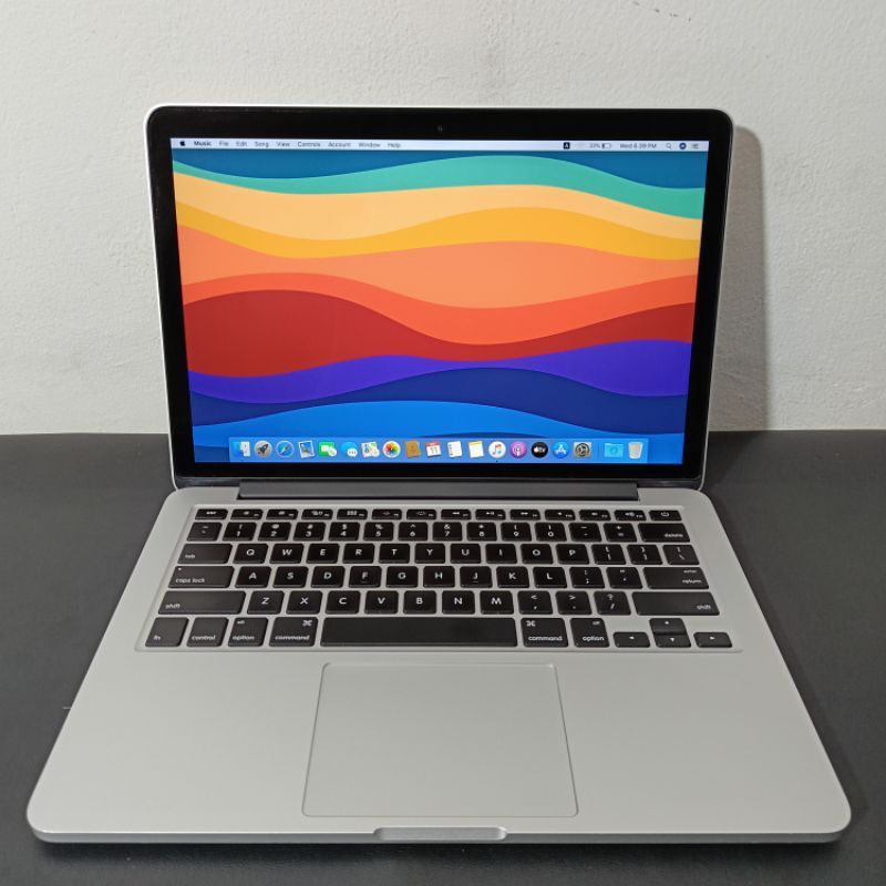 Apple Macbook Pro (2015 Model) i5 2.7Ghz HDD256GB