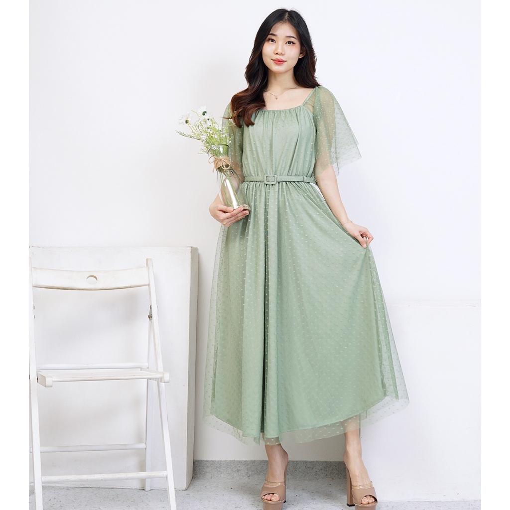 sachin and babi light blue dress 7 Model Baju Dress Panjang Elegan untuk Acara Formal dan Pesta, Siap Tampil  Menawan