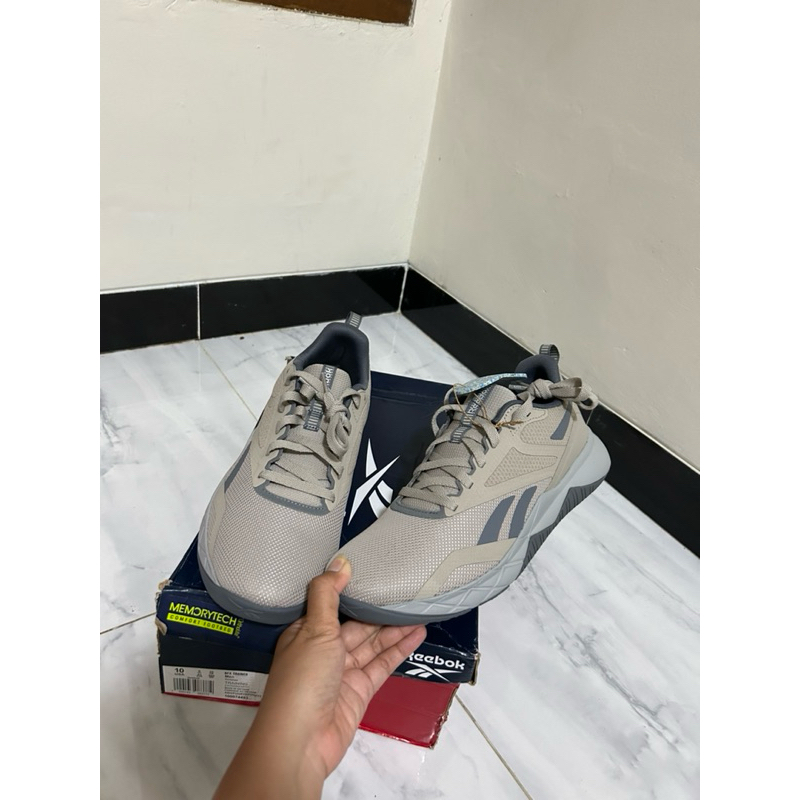 Jual Sepatu reebok men coklat sale 70% ukuran 39 insole 25cm (NFX ...