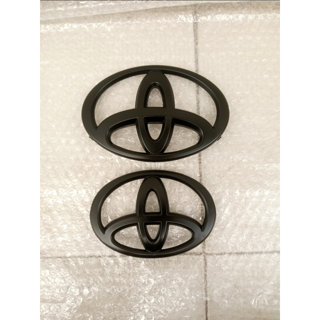 Jual Emblem Logo Toyota Fortuner Vrz Gr sport Hilux thn 2016-2022 ...