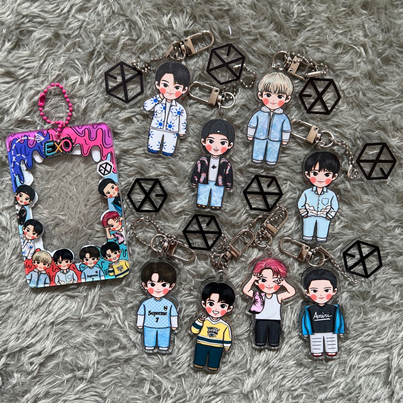 Jual CAHOL & KEYCHAIN EXO | Photocard Holder EXO Double side | Shopee ...
