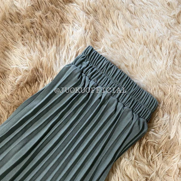 Celana Kulot Plisket Mayung Kulot Mayung Plisket Mayung Pleated Culotte Pants Pleated Pants